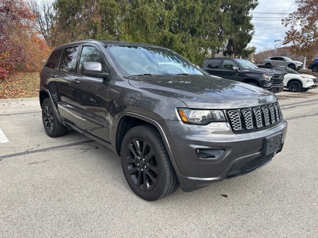 2019 Jeep Grand Cherokee Altitude photo 4