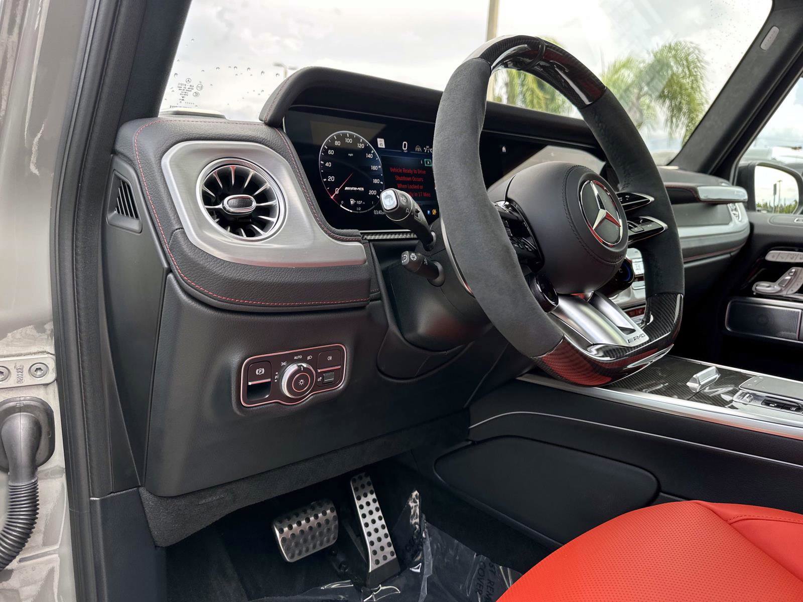 2025 Mercedes Benz G 63 AMG photo 18