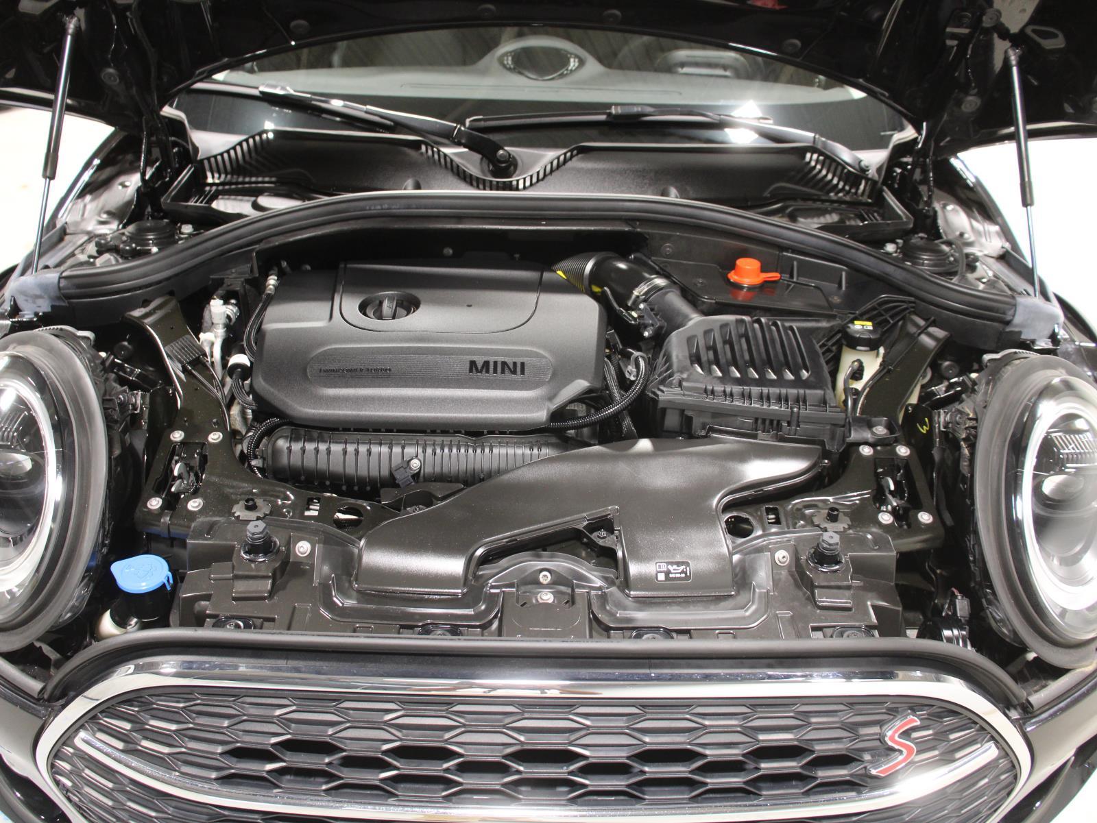 2022 Mini Clubman Base S ALL4 photo 23