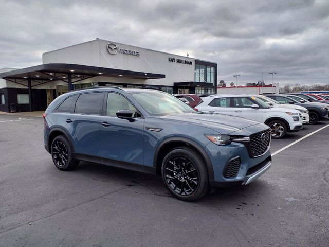 2026 Mazda CX-70 Premium's photo