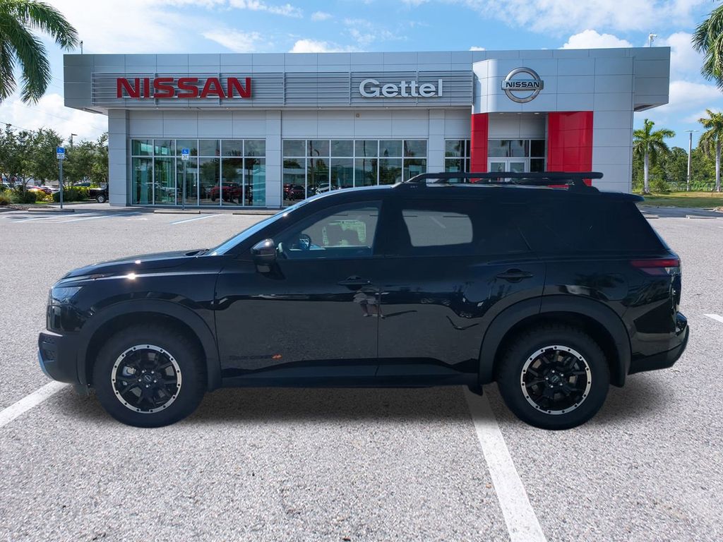 2025 Nissan Pathfinder Rock Creek photo 6