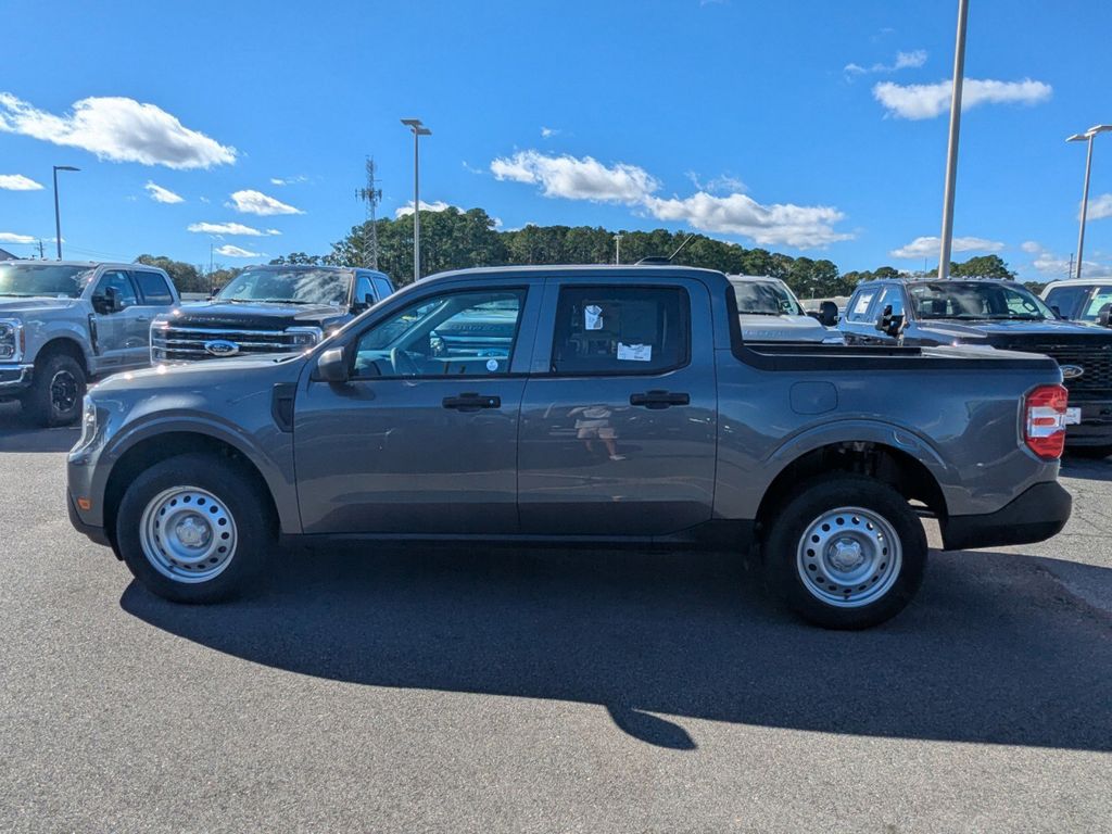 2025 Ford Maverick XL photo 4