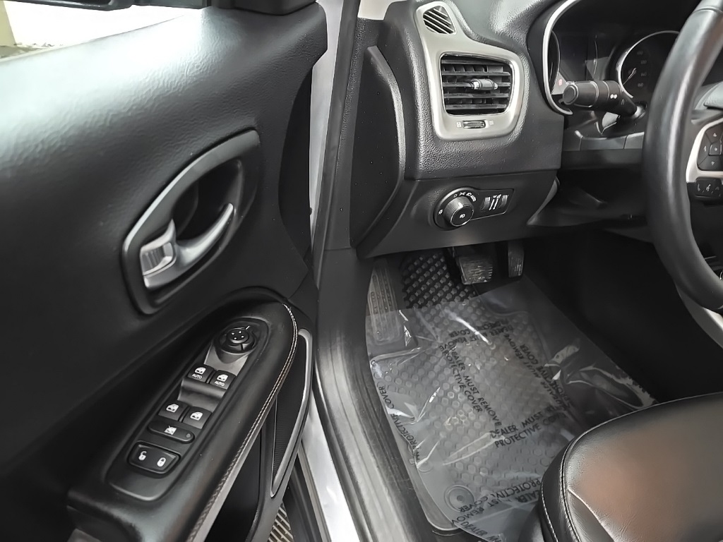 2019 Jeep Compass Latitude photo 27