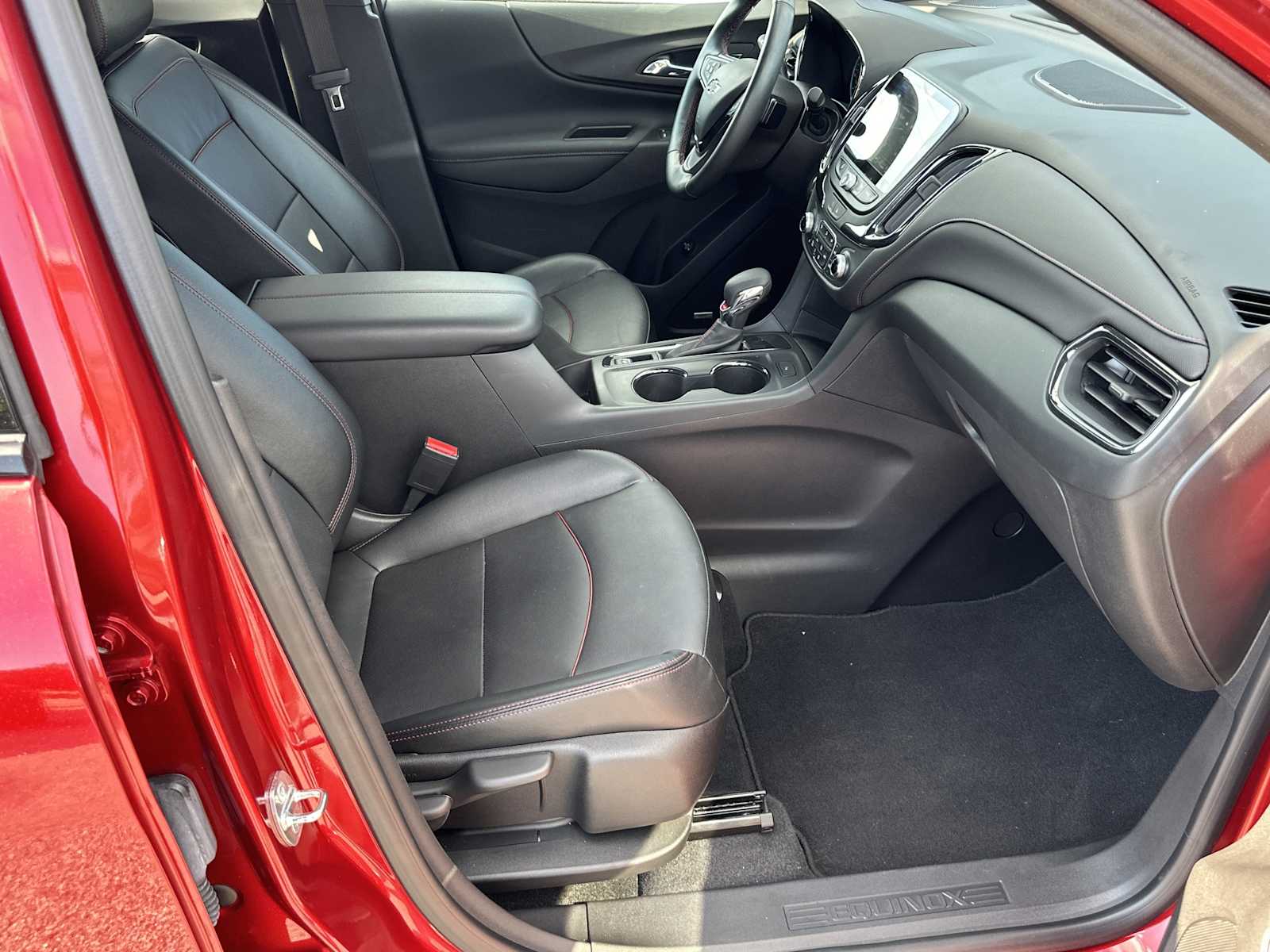 2023 Chevrolet Equinox RS photo 13