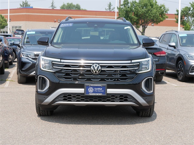 Certified 2025 Volkswagen Atlas Atlas Peak Edition with VIN 1V2CR2CAXSC503392 for sale in Inver Grove Heights, Minnesota
