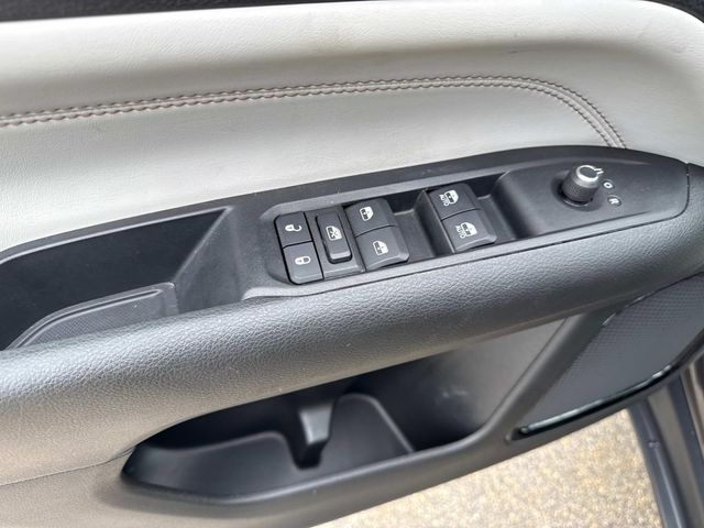 2022 Jeep Compass Limited photo 14