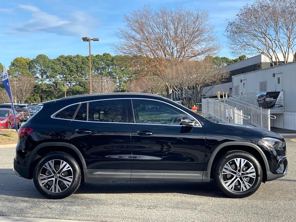 2025 Mercedes Benz GLA 250 4MATIC photo 4