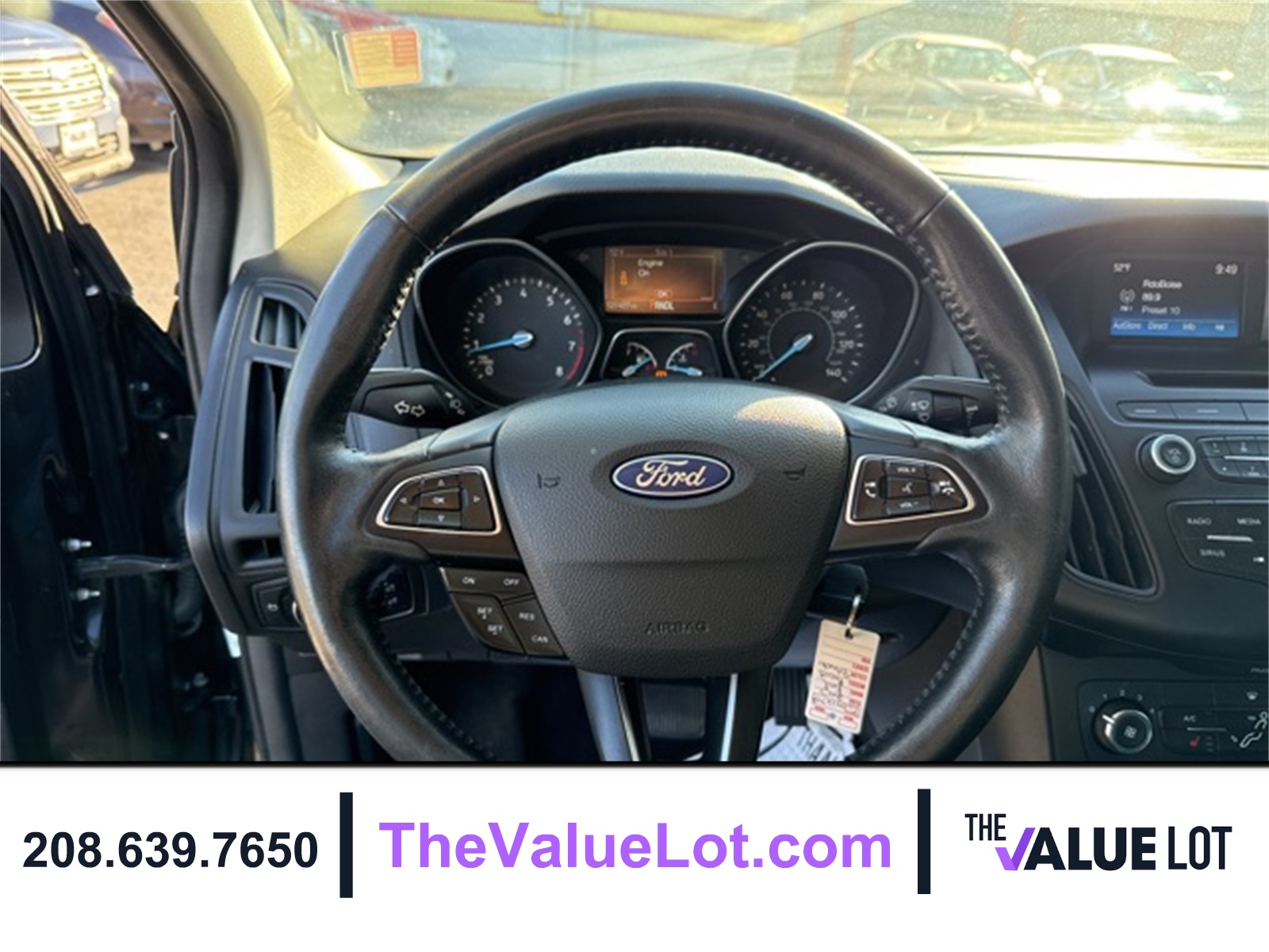 2017 Ford Focus SE photo 19