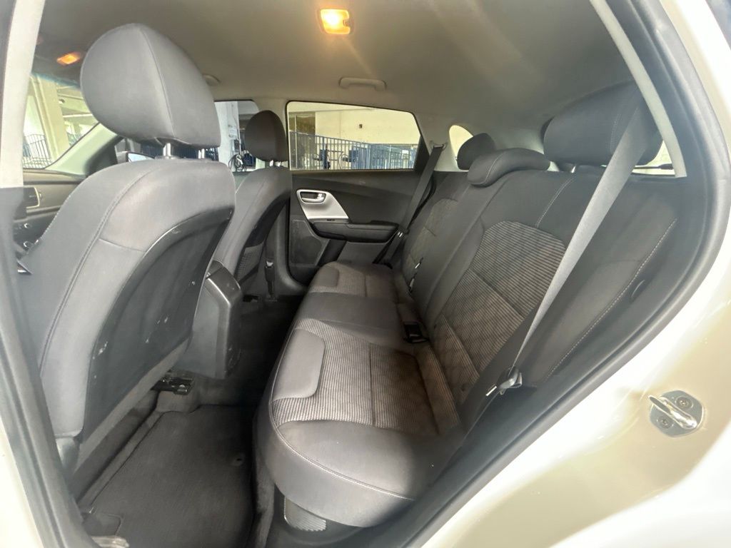 2019 Kia Niro FE photo 29