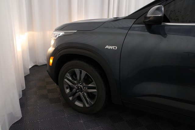 2021 Kia Seltos S photo 7