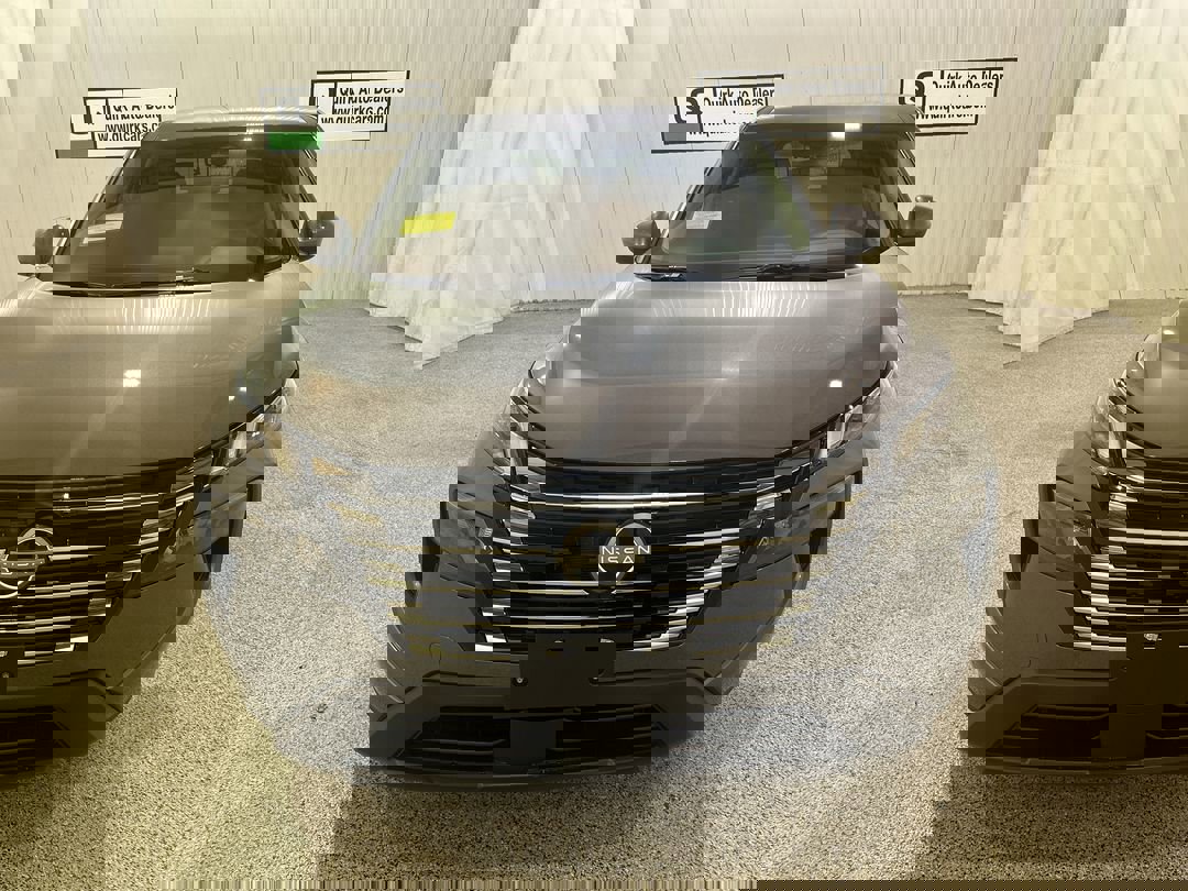 2026 Nissan Rogue SV photo 2