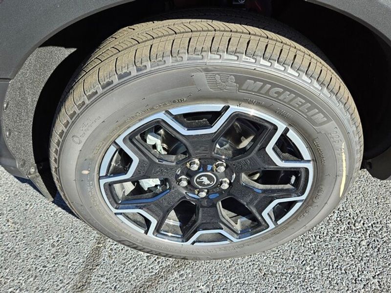 2025 Ford Bronco Sport Outer Banks photo 16