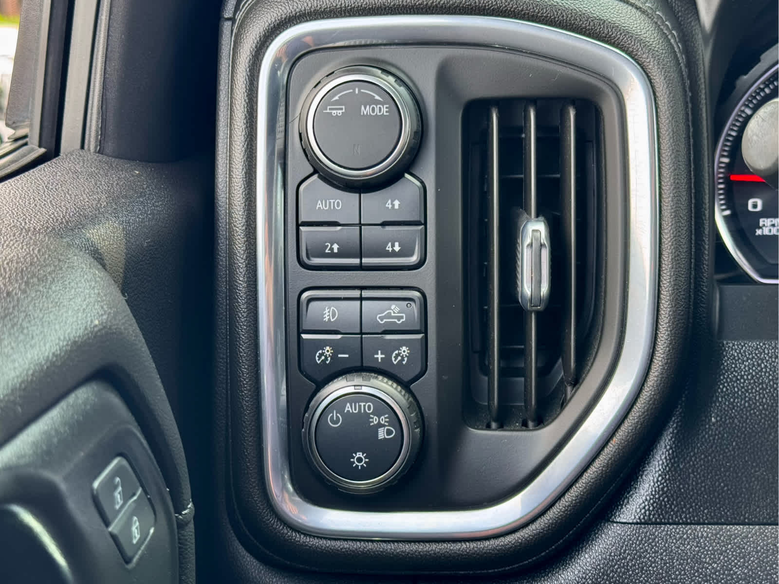 2021 Chevrolet Silverado 1500 LT Trail Boss photo 14