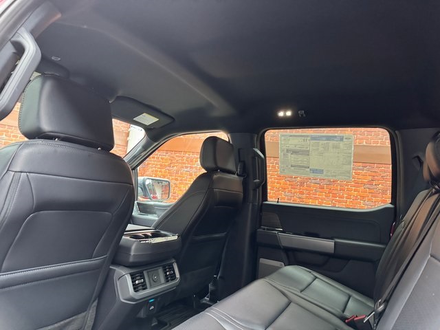 2025 Ford F-150 Lariat photo 23
