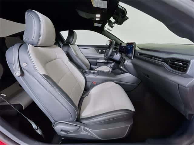 2024 Ford Mustang EcoBoost photo 25