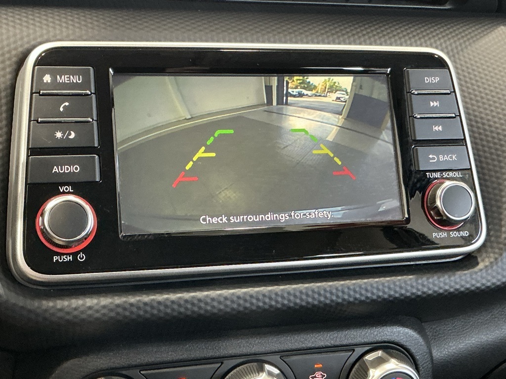2024 Nissan Kicks S photo 4