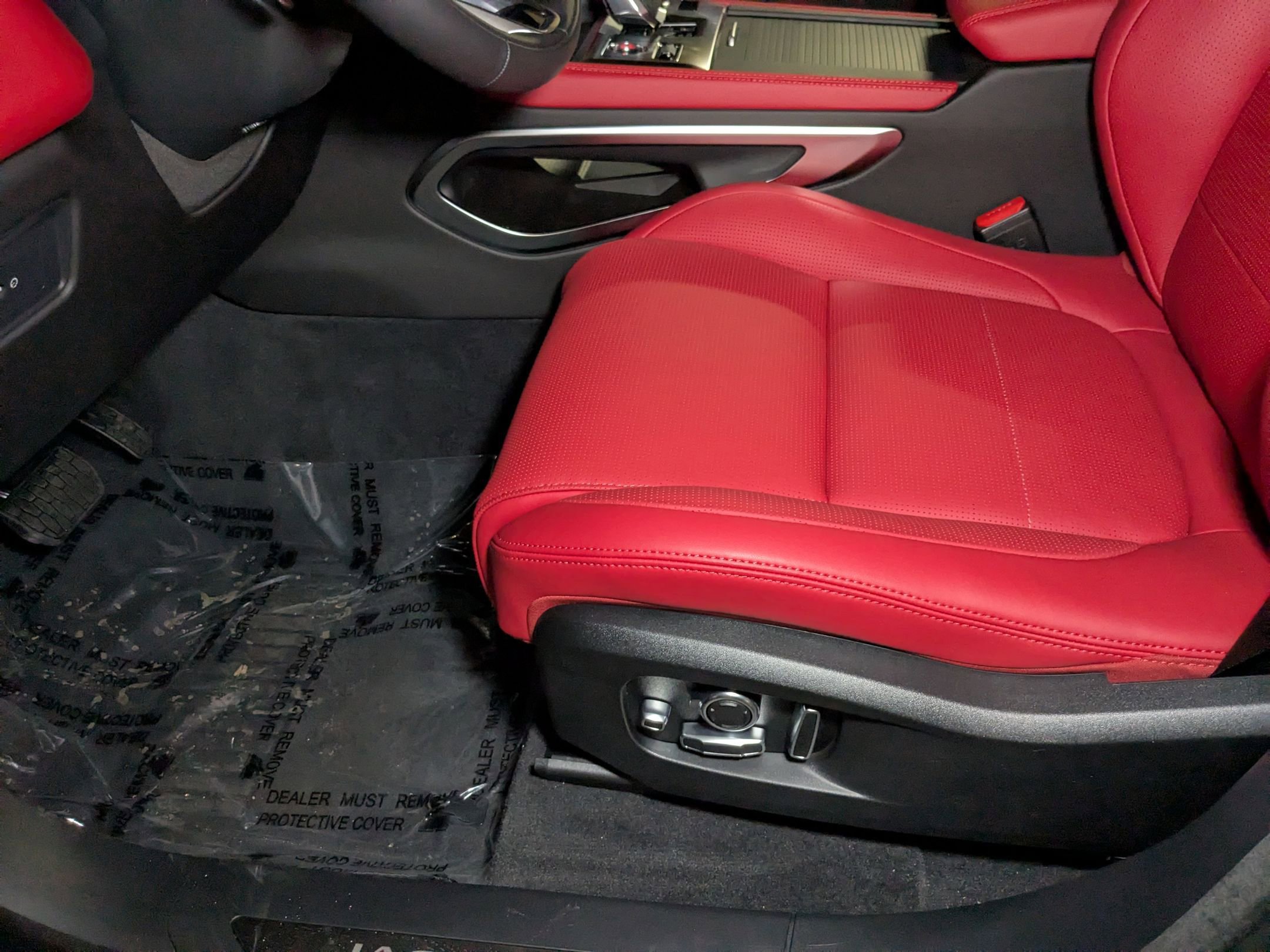 2025 Jaguar F-PACE P400 R-Dynamic S photo 4