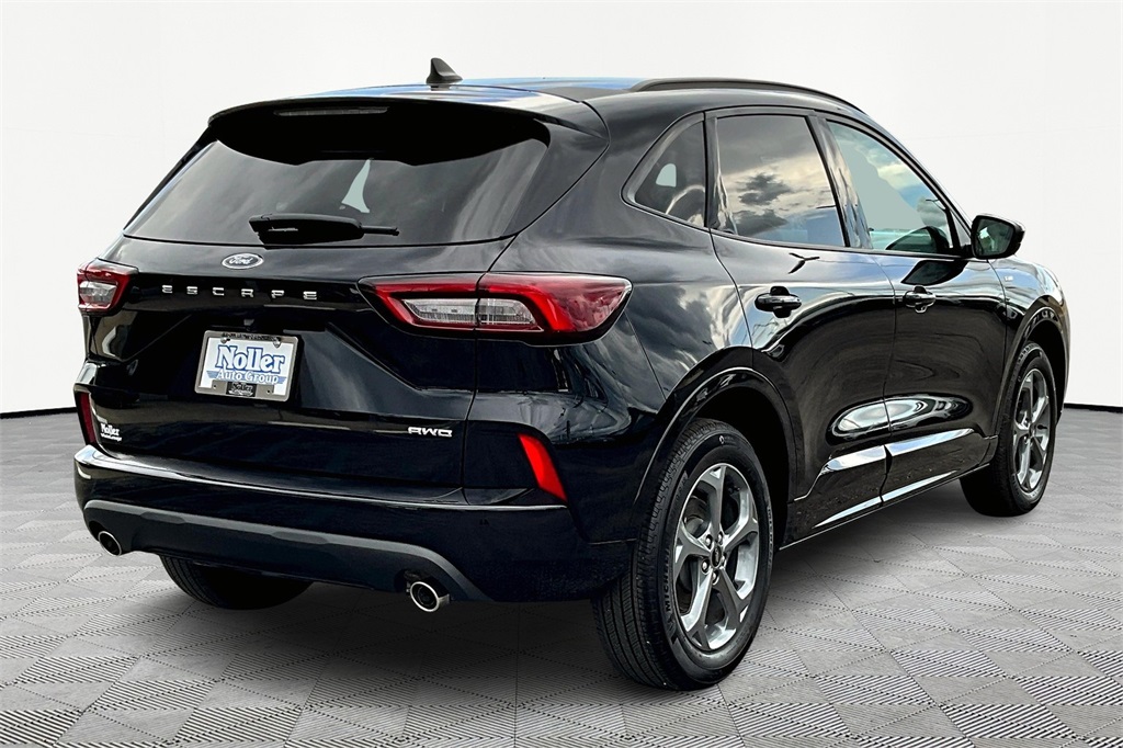Used 2023 Ford Escape ST-Line Select with VIN 1FMCU9NA9PUA80565 for sale in Kansas City