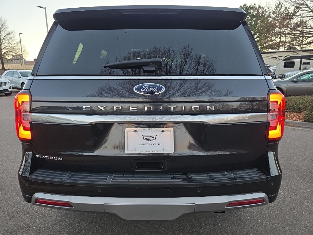 2024 Ford Expedition Platinum photo 3