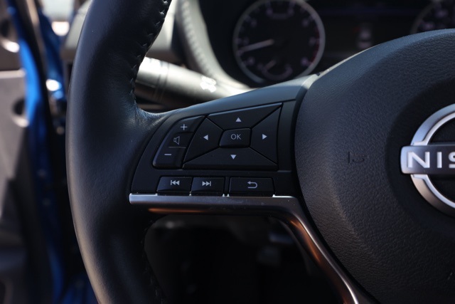 2025 Nissan Sentra SV photo 23