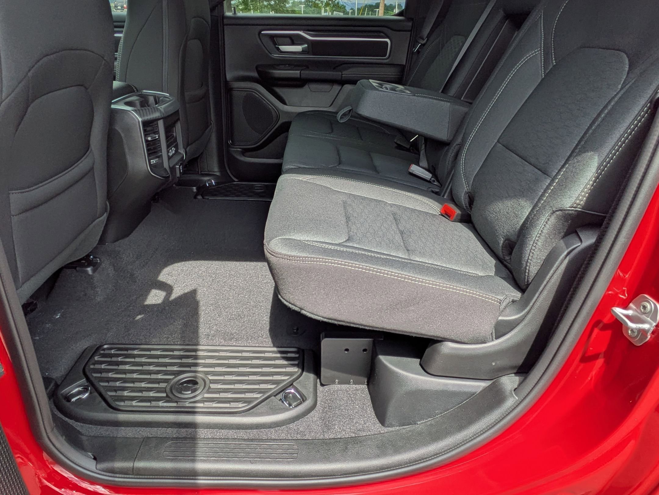 2025 Ram 1500 Big Horn photo 24