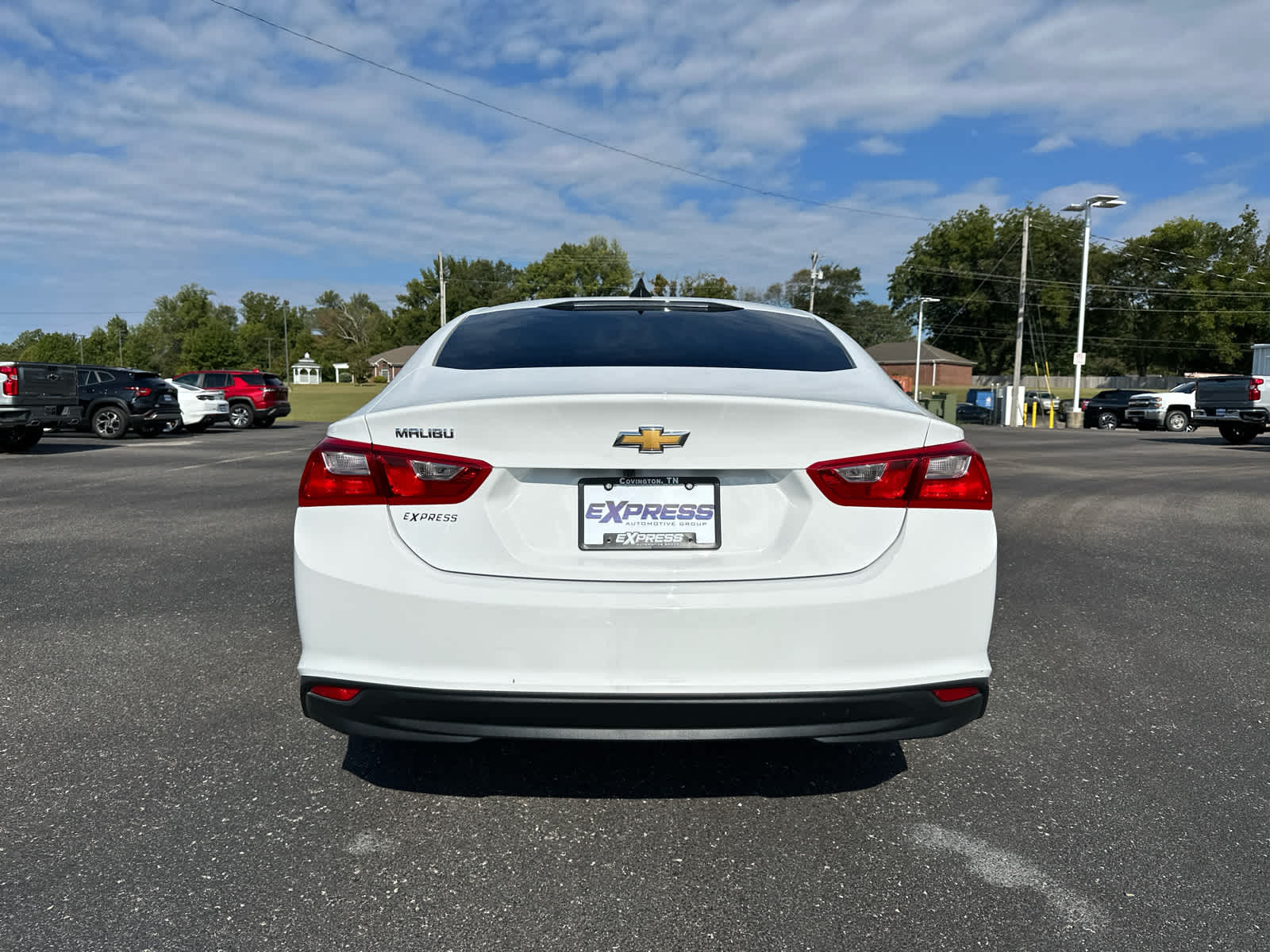 2022 Chevrolet Malibu LS photo 4