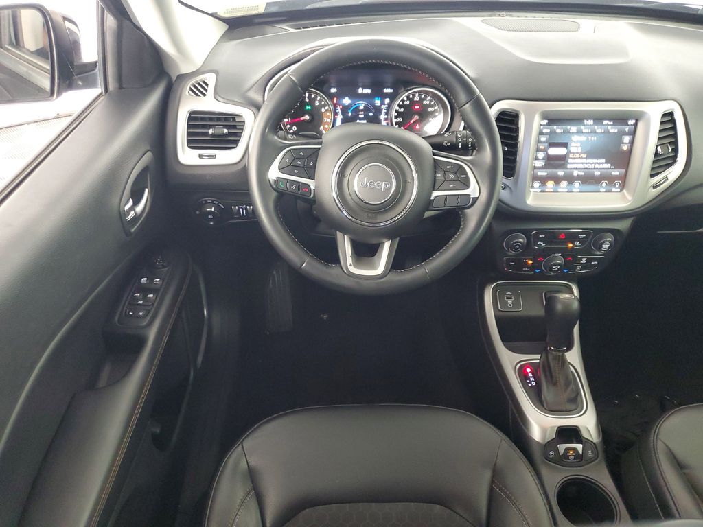 2018 Jeep Compass Latitude photo 14