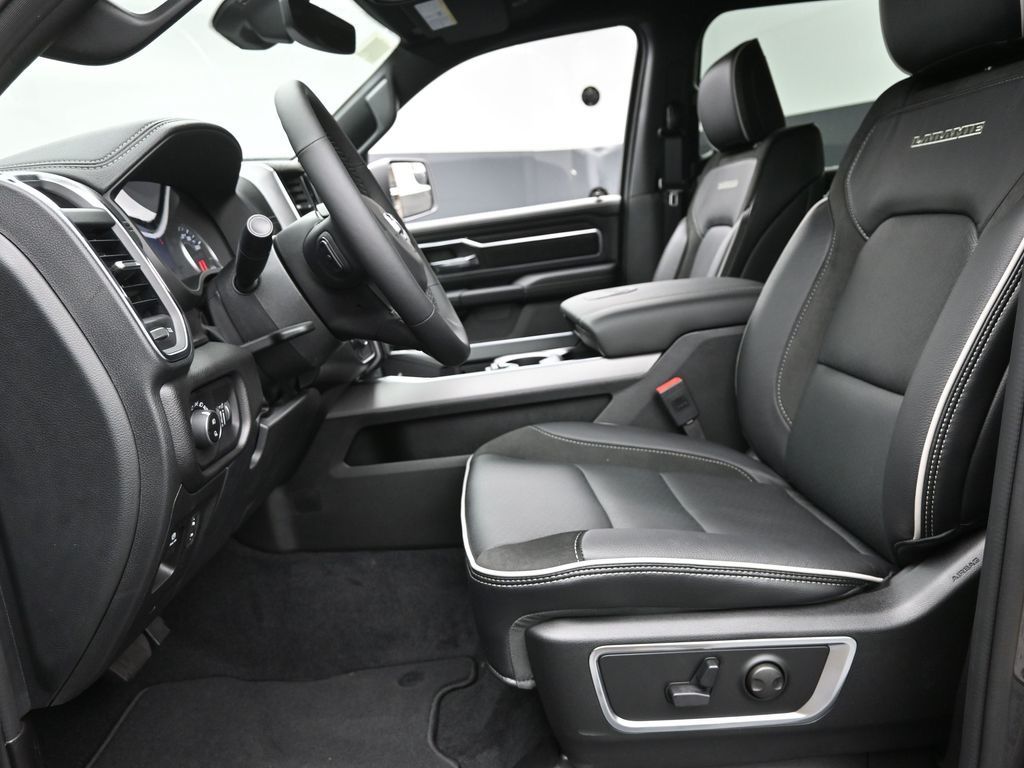 2026 Ram 1500 Laramie photo 13