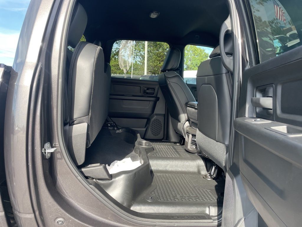 2026 Ram 2500 Tradesman photo 29