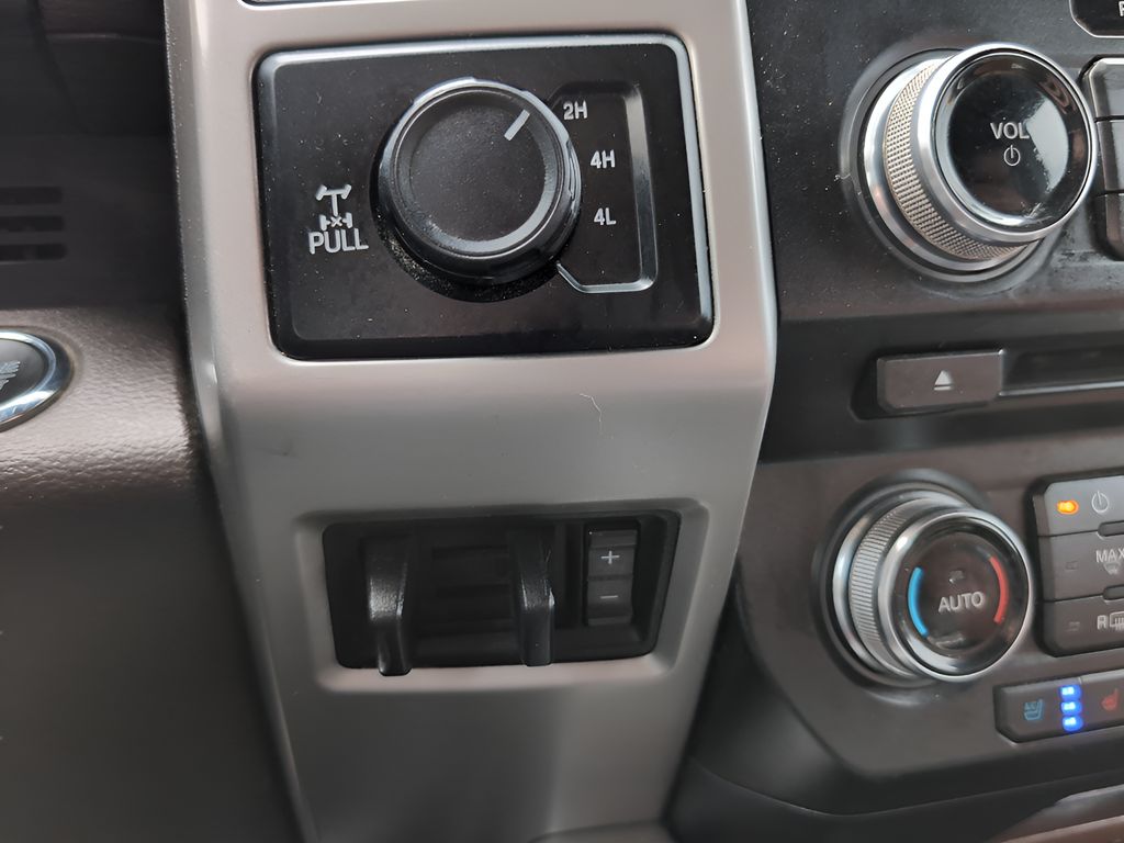 2018 Ford F-350 King Ranch photo 20