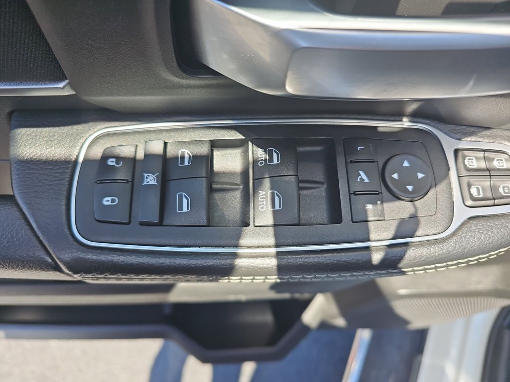 2024 Ram 2500 Big Horn photo 25