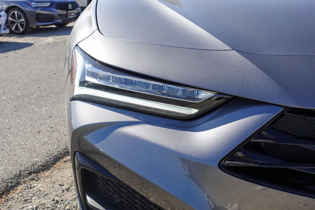 2025 Acura TLX Technology photo 4