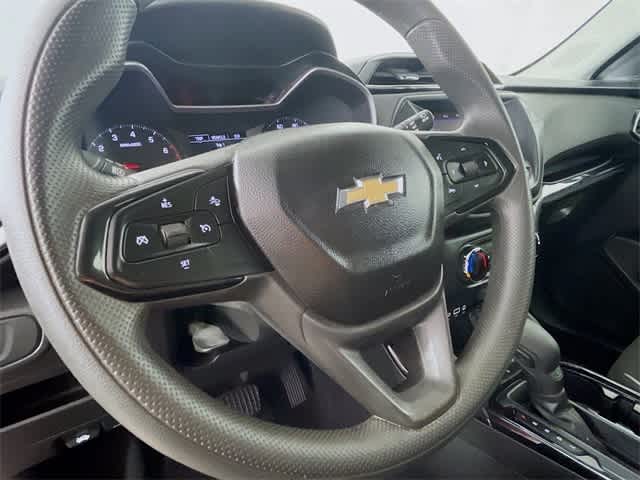 2021 Chevrolet Trailblazer LS photo 12