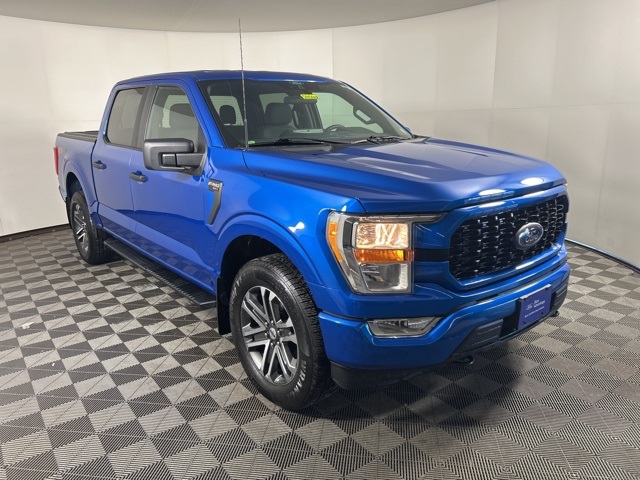 2021 Ford F-150 XL's photo