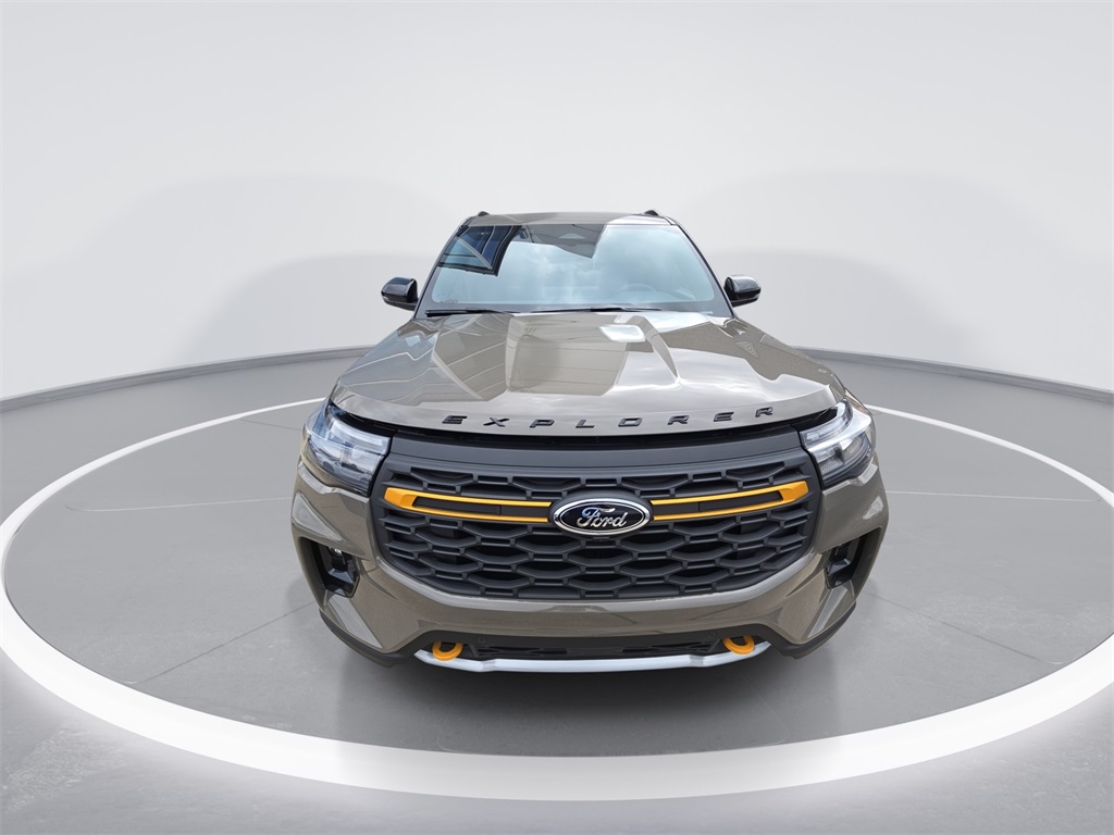 2026 Ford Explorer photo 2
