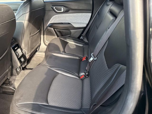 2024 Jeep Compass Latitude photo 18