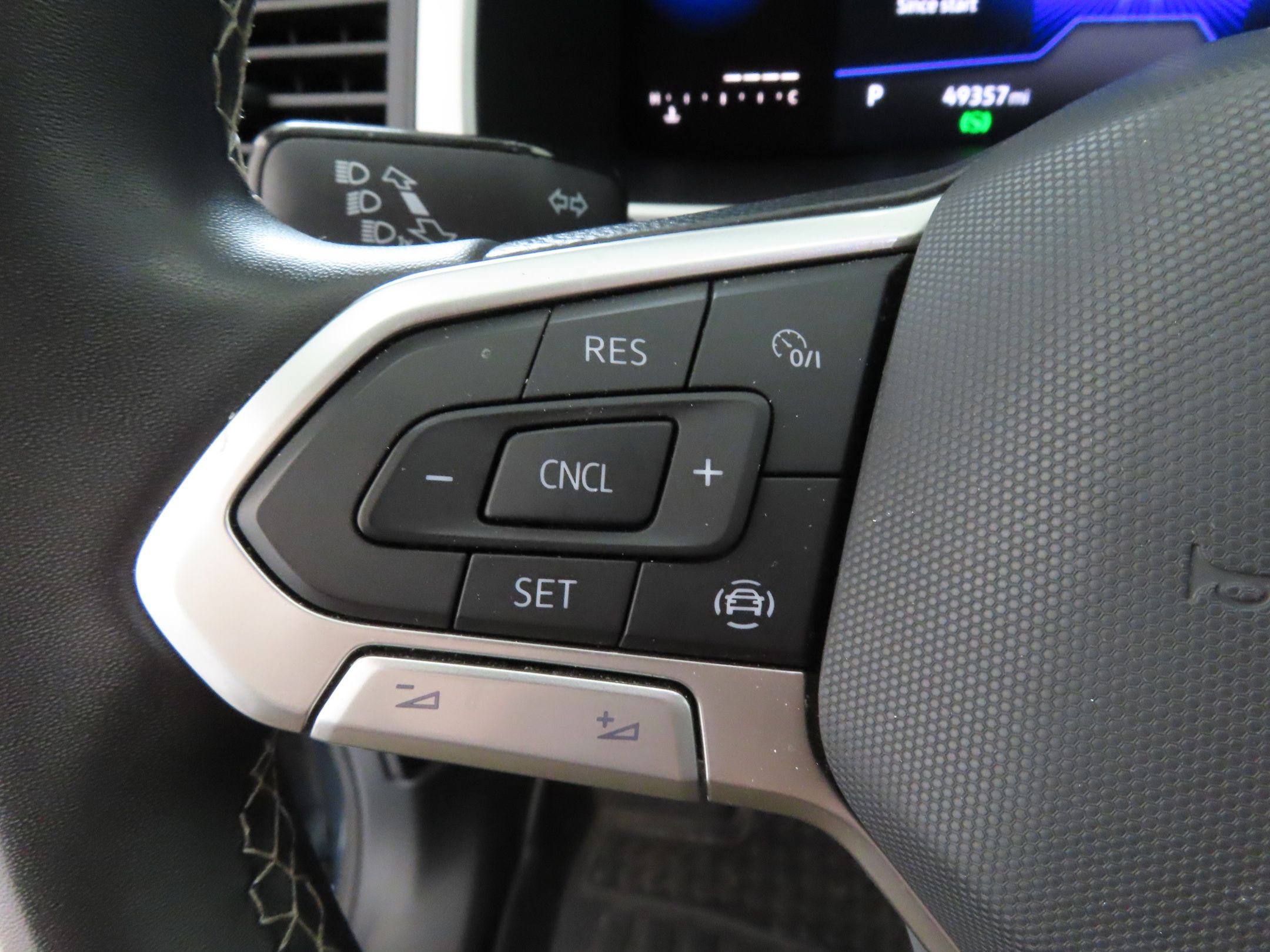 2022 Volkswagen Atlas SE photo 12