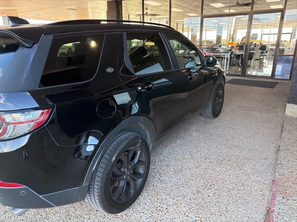 2019 Land Rover Discovery Sport HSE photo 3