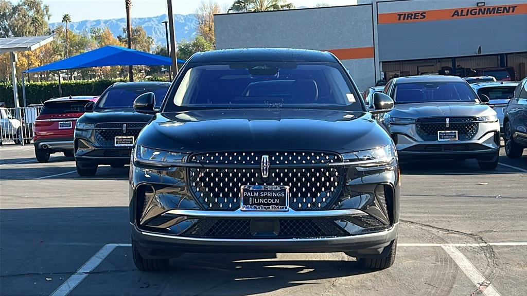 2025 Lincoln Nautilus Premiere photo 2