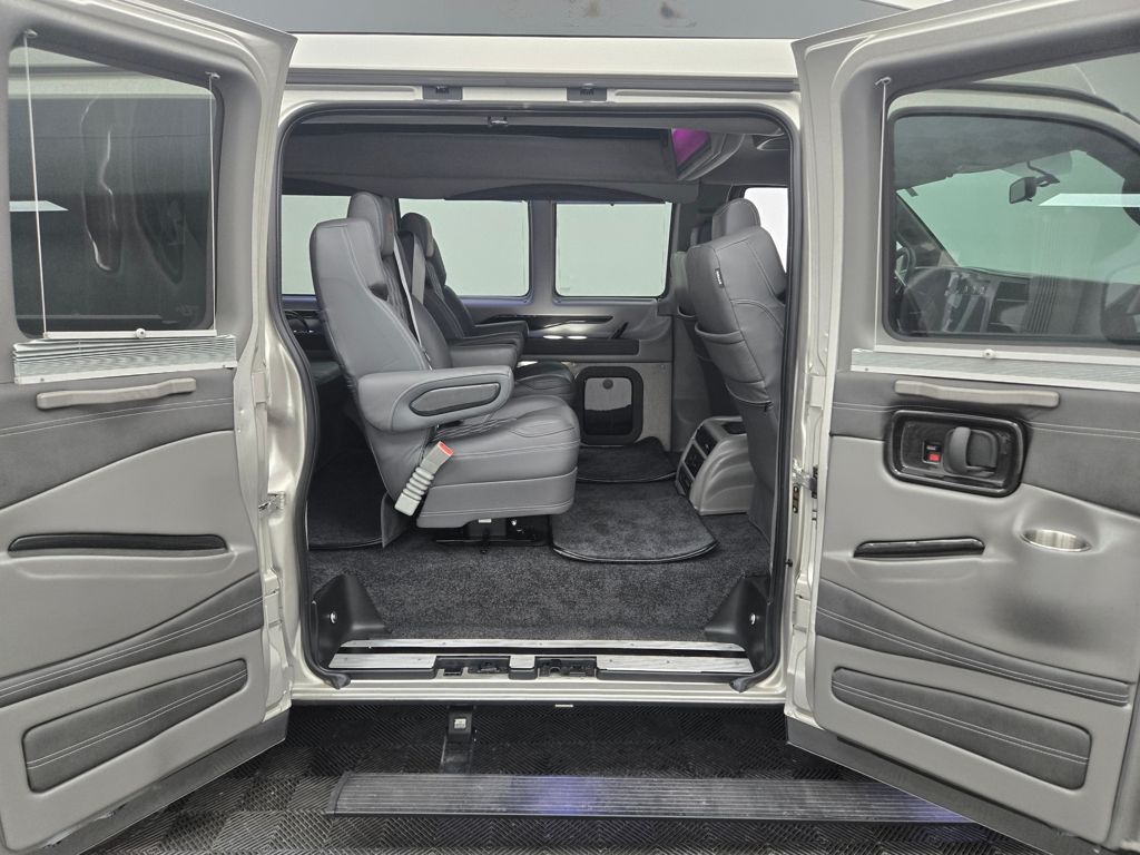 2023 Gmc Savana 2500 Cargo photo 26