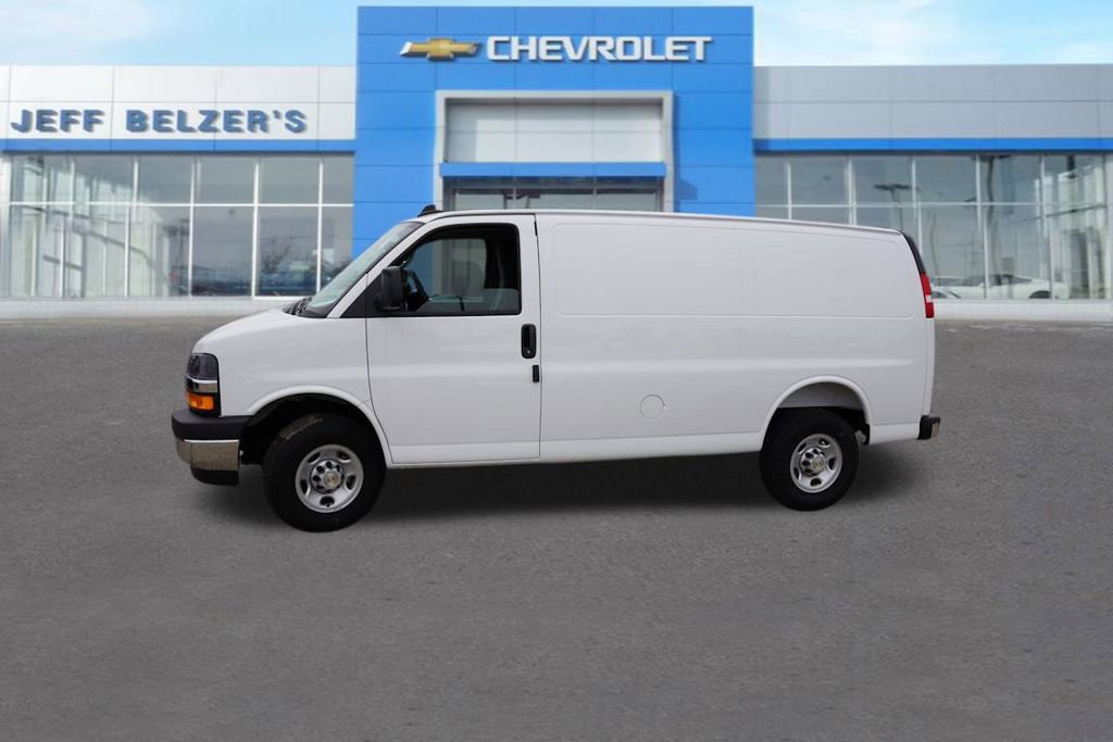 2025 Chevrolet Express 3500 Work Van Cargo photo 4