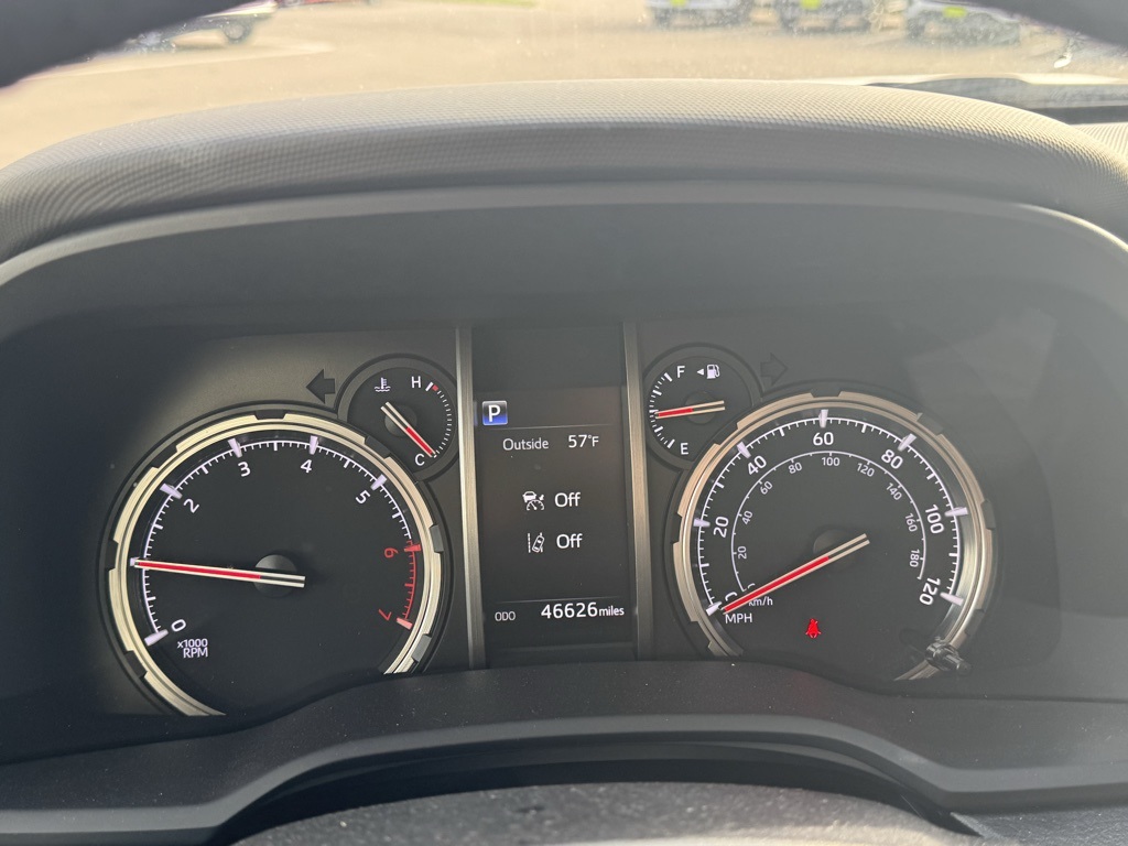 2024 Toyota 4Runner TRD Off-Road photo 28