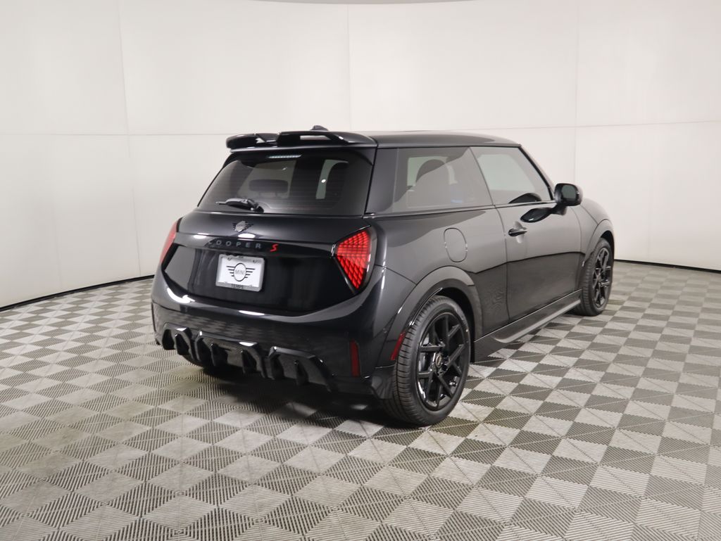 2026 Mini Cooper Hardtop S 2 Door Iconic photo 4