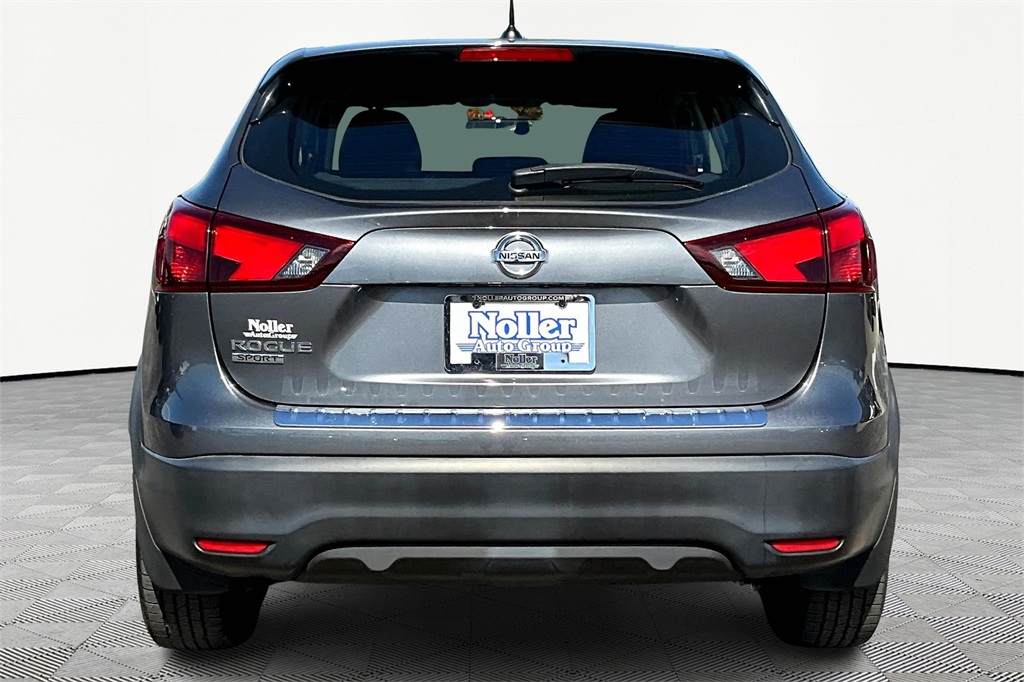2019 Nissan Rogue Sport S photo 4