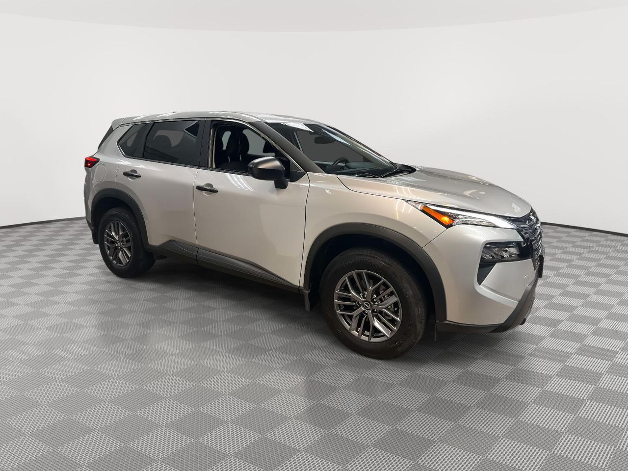 2025 Nissan Rogue S AWD photo 2