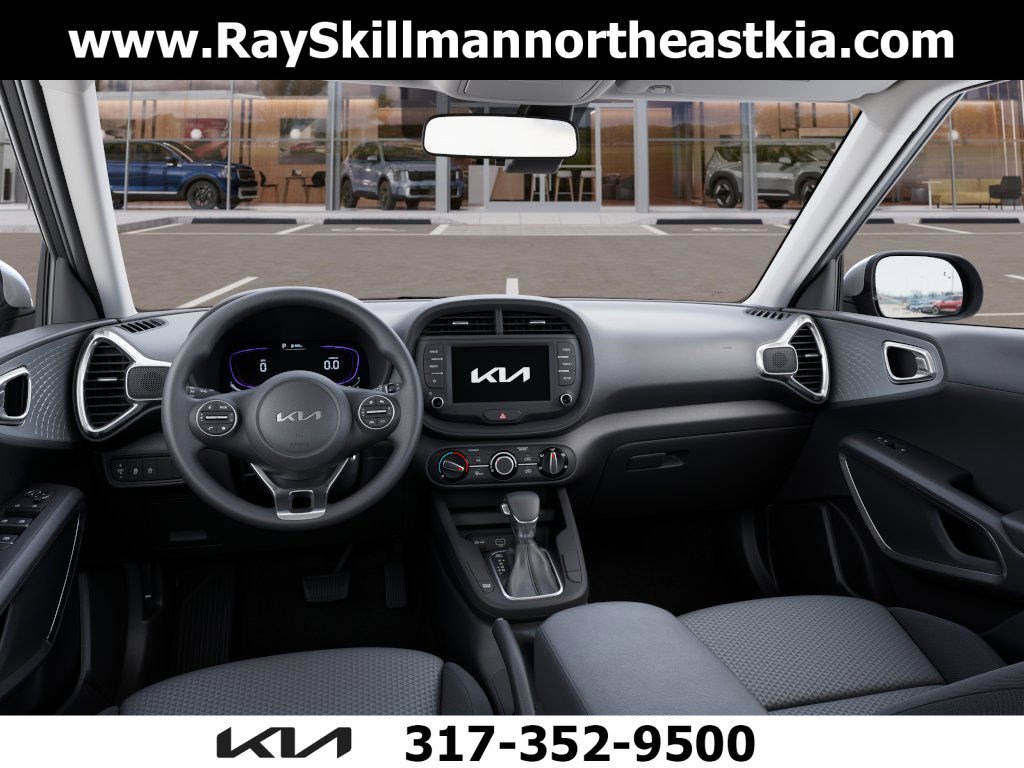 2025 Kia Soul LX photo 12