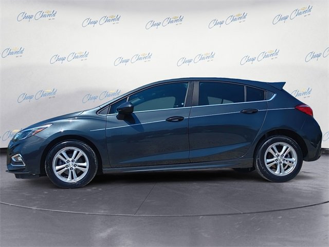 2018 Chevrolet Cruze LT photo 2