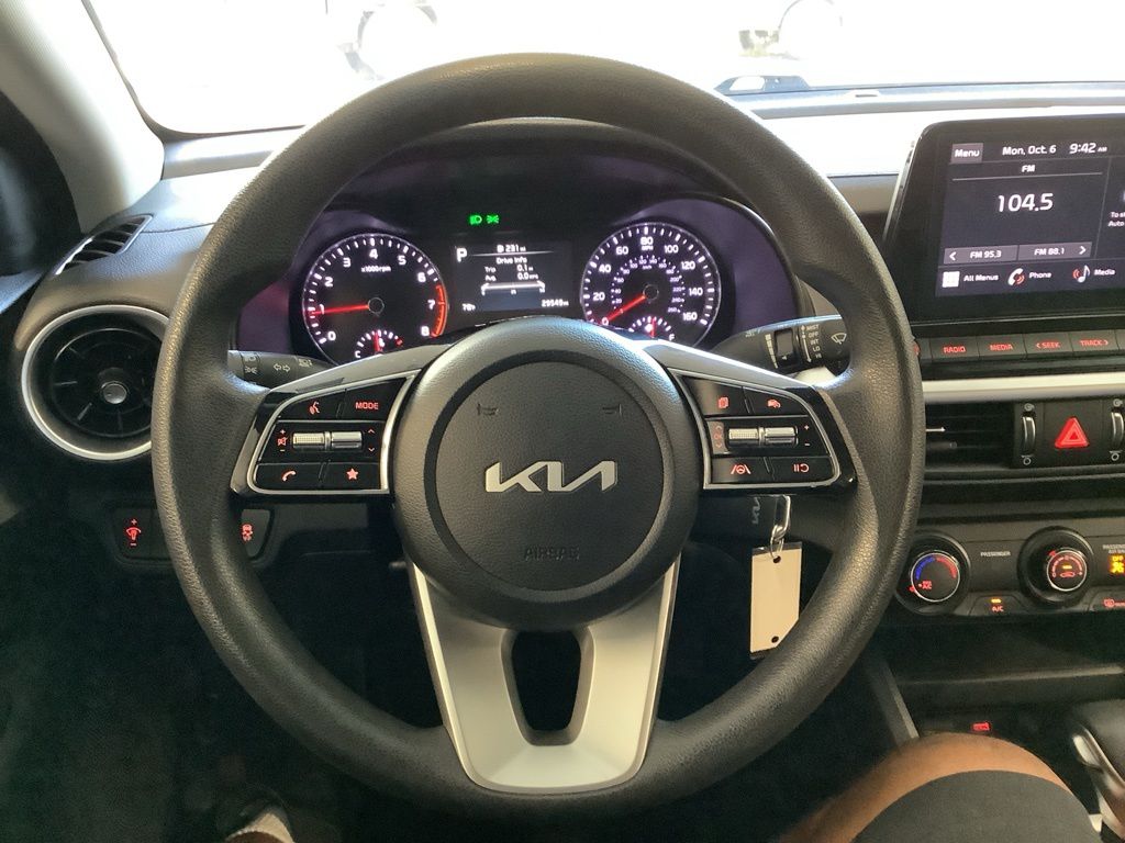 2024 Kia Forte LXS photo 12