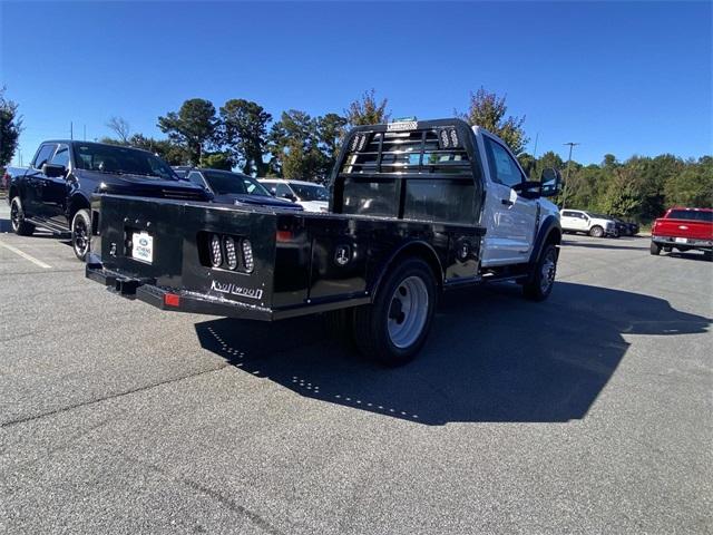 2026 Ford F-450 photo 3