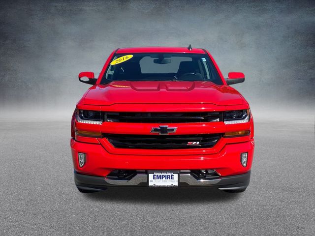 2016 Chevrolet Silverado 1500 LT photo 2